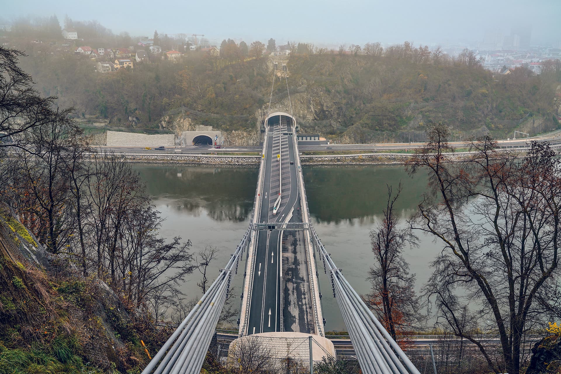 Brücke vom Widerlager aus (© Conné van d‘Grachten)