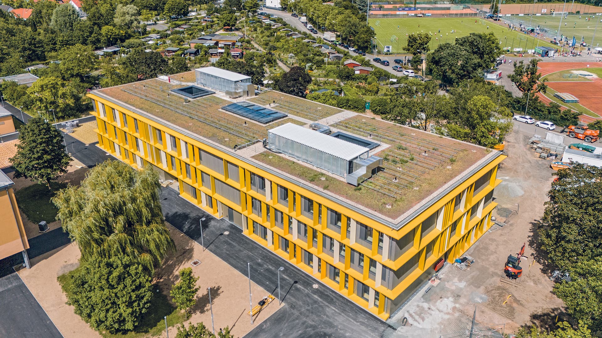 Die neue Grundschule Raunheim aus der Vogelperspektive (© Rahel Welsen)