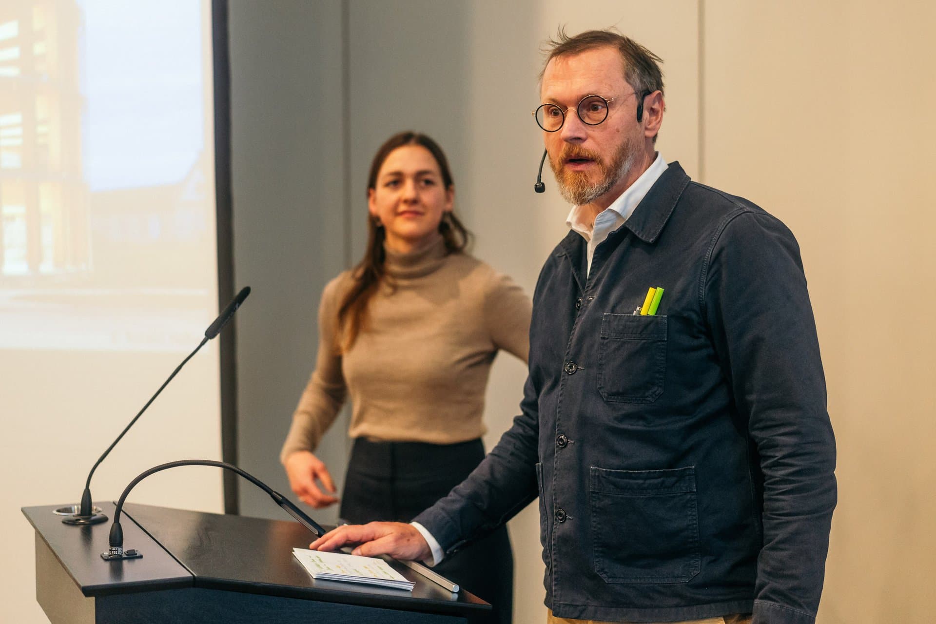 Rückblick: Das 6. Symposium Ingenieurbaukunst – Design for Construction mit dem Thema „Klimagerechte und zuverlässige Infrastrukturen” (#6_IngD4C) fand am 28. November 2024 im Ernst-Reuter-Haus in Berlin statt. Fotocredit: Stefan Hähnel